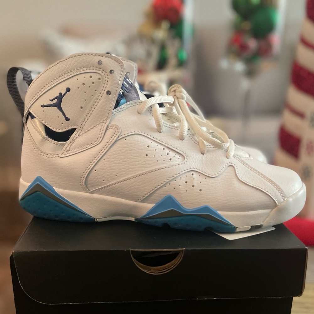VNDS 2015 Air Jordan Retro VII (7) French Blue - Size 7Y - 100% Authentic - Picture 2 of 6